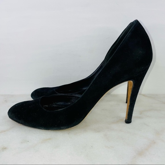 Manolo Blahnik D Manolo Blanik Black Suede Round Toe D\'Orsay Heel Pumps
